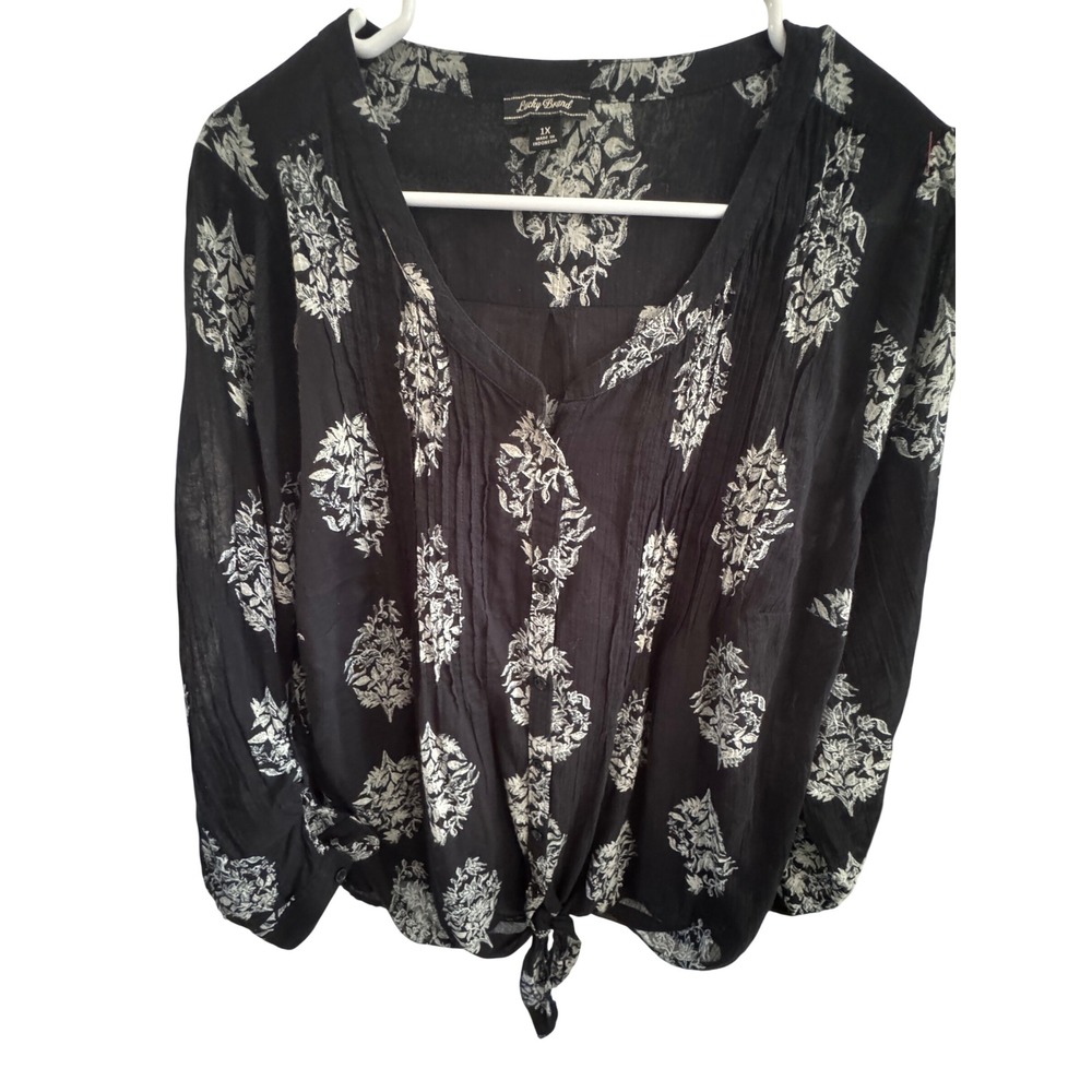 Lucky Brand Women 1X Black White Floral Medallion Tie Front Pintuck Blouse